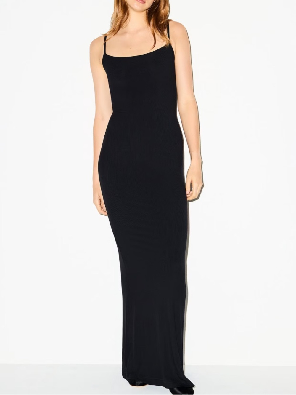 SKIMS SOFT LOUNGE LONG SLIP DRESS | ONYX |
SKIMS Women’s Black Slim Slip Maxi S